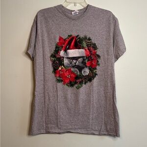 Cat and Christmas Wreath Tshirt (L)
